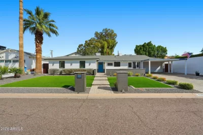 4BR House for Sale in Phoenix, AZ