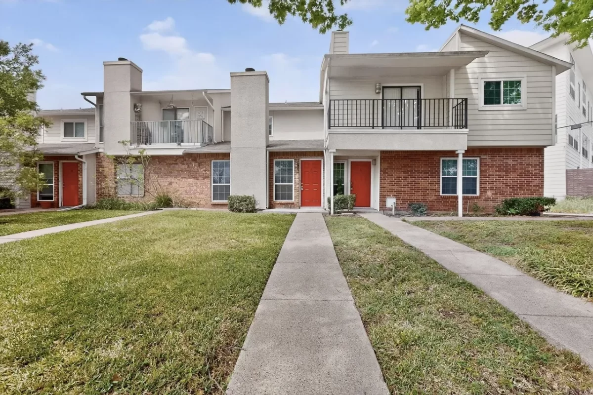 2BR Condo for Sale in Dallas, TX