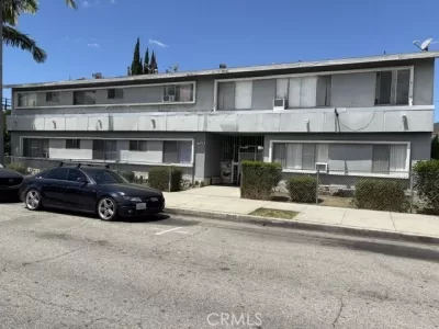 6BR Multi-Family for Sale in Huntington Park, CA