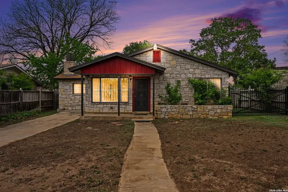3BR House for Sale in San Antonio, TX