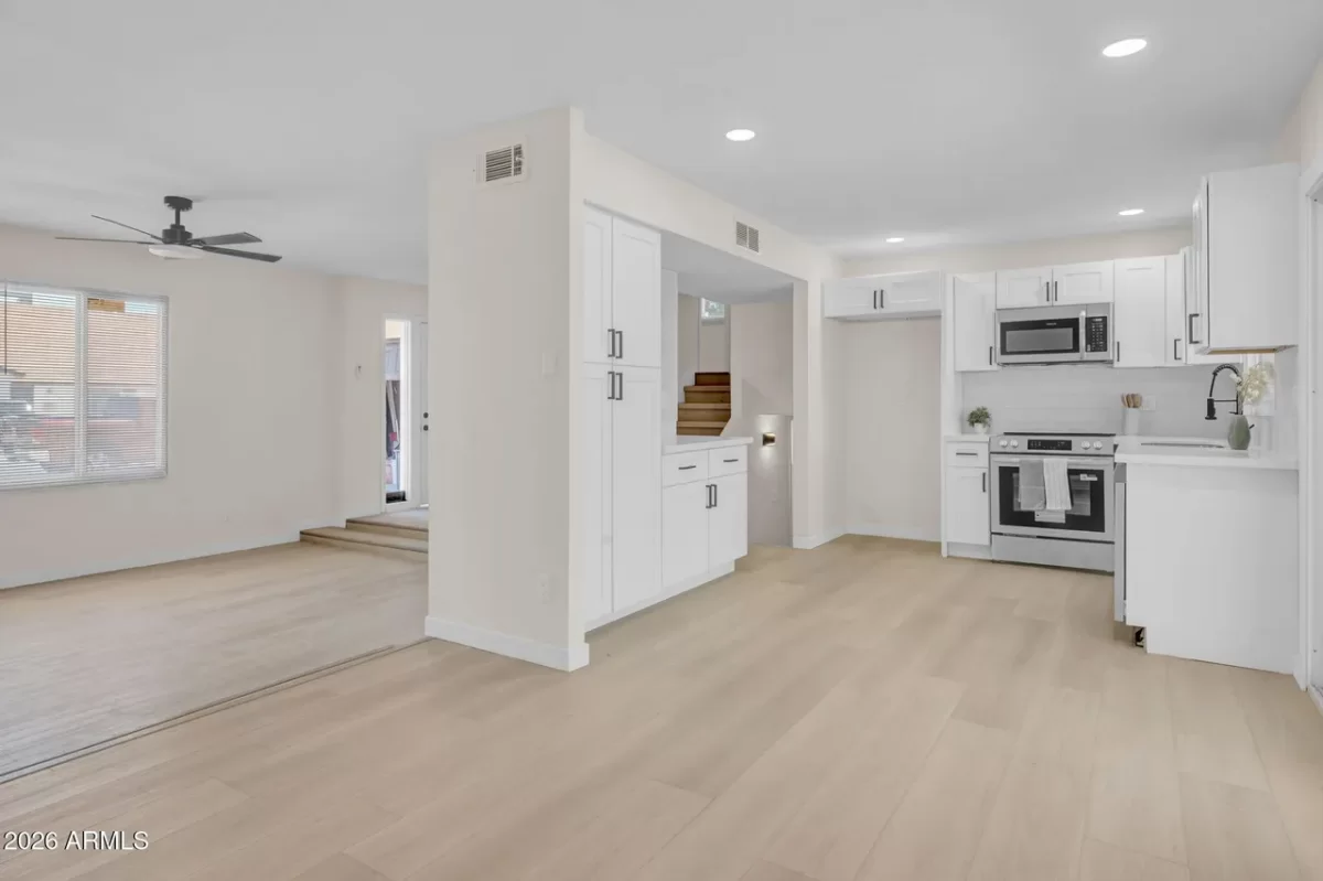 4BR House for Sale in Glendale, AZ