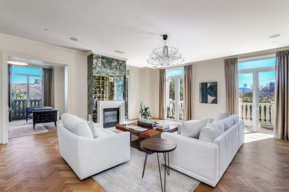 3BR Condo for Sale in Dallas, TX