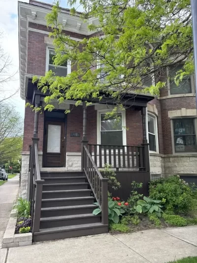 4BR House for Sale in Chicago, IL