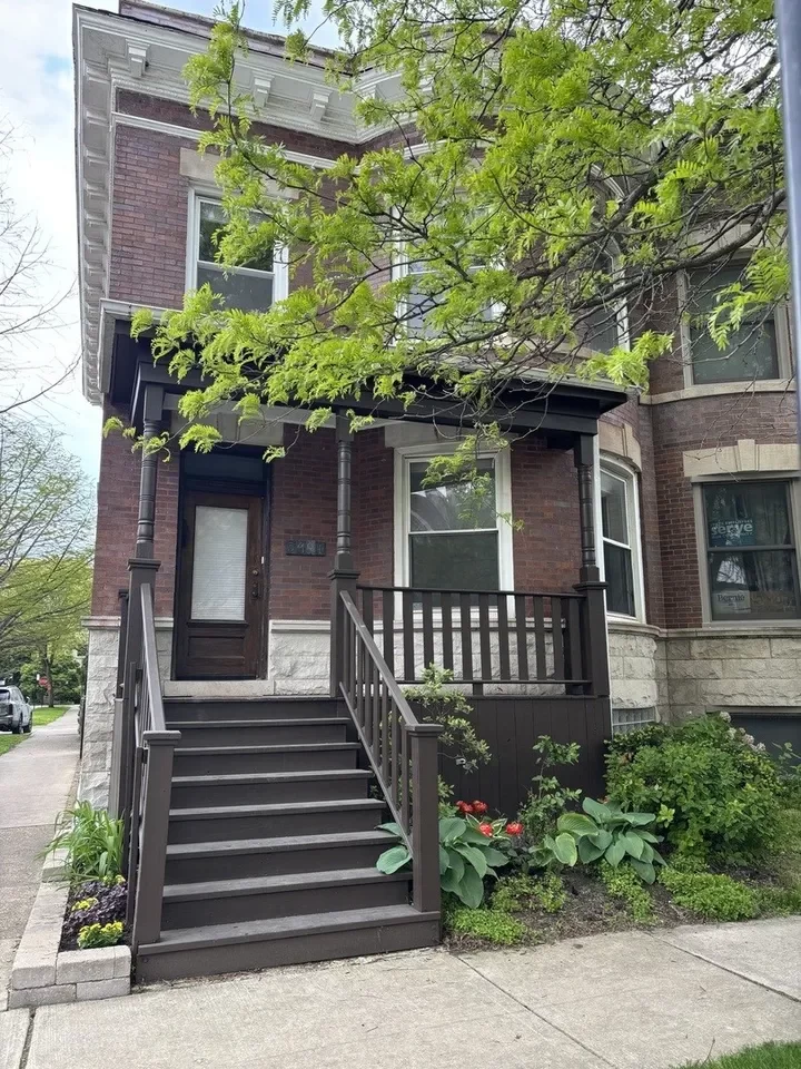 4BR House for Sale in Chicago, IL