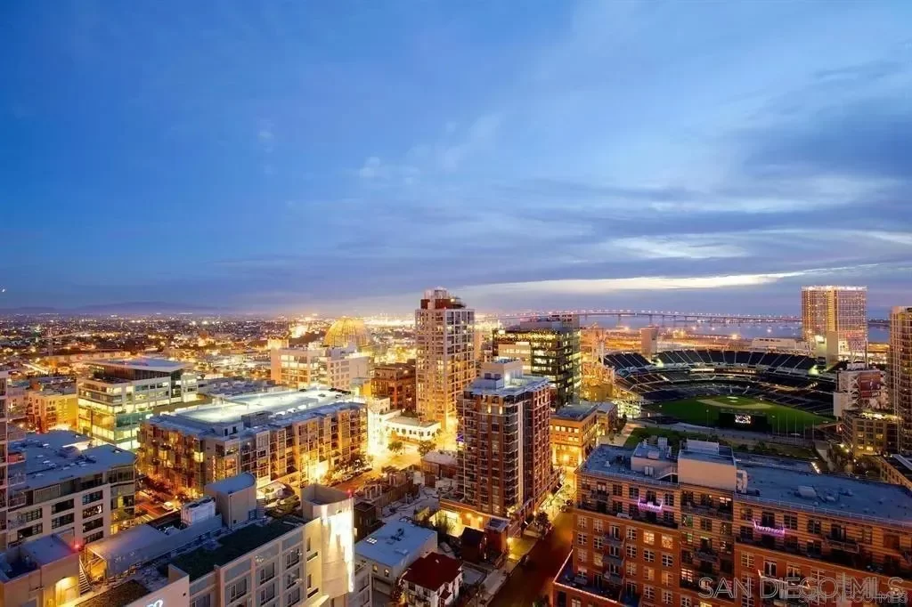 1BR Condo for Sale in San Diego, CA