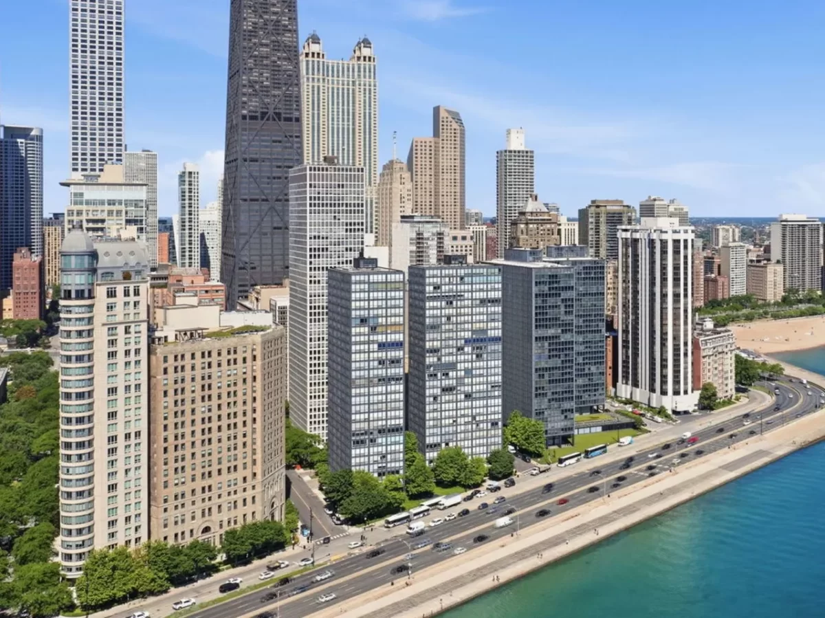 1BR House for Sale in Chicago, IL
