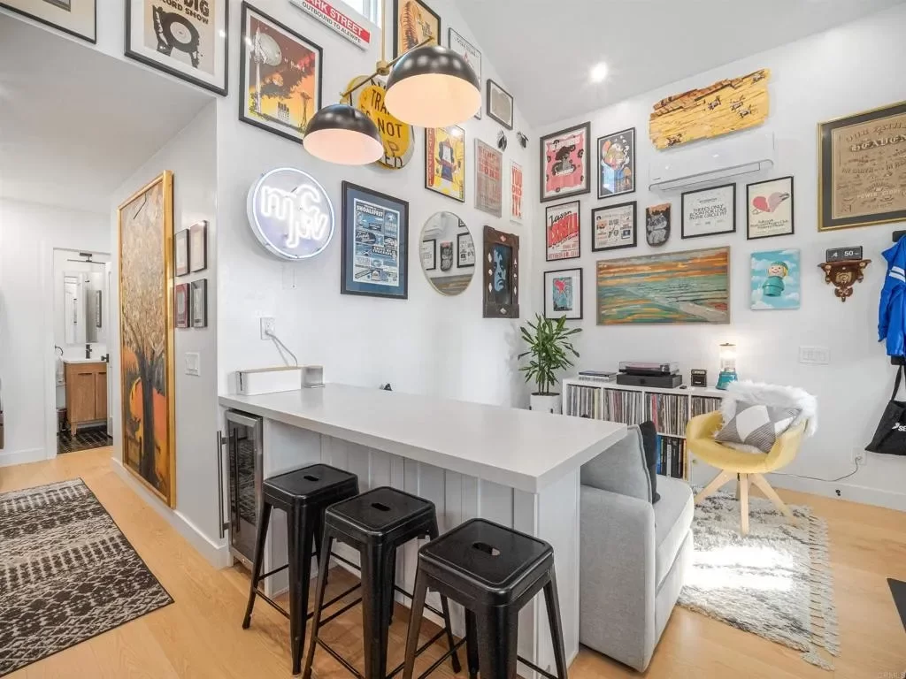 2BR House for Sale in San Diego, CA