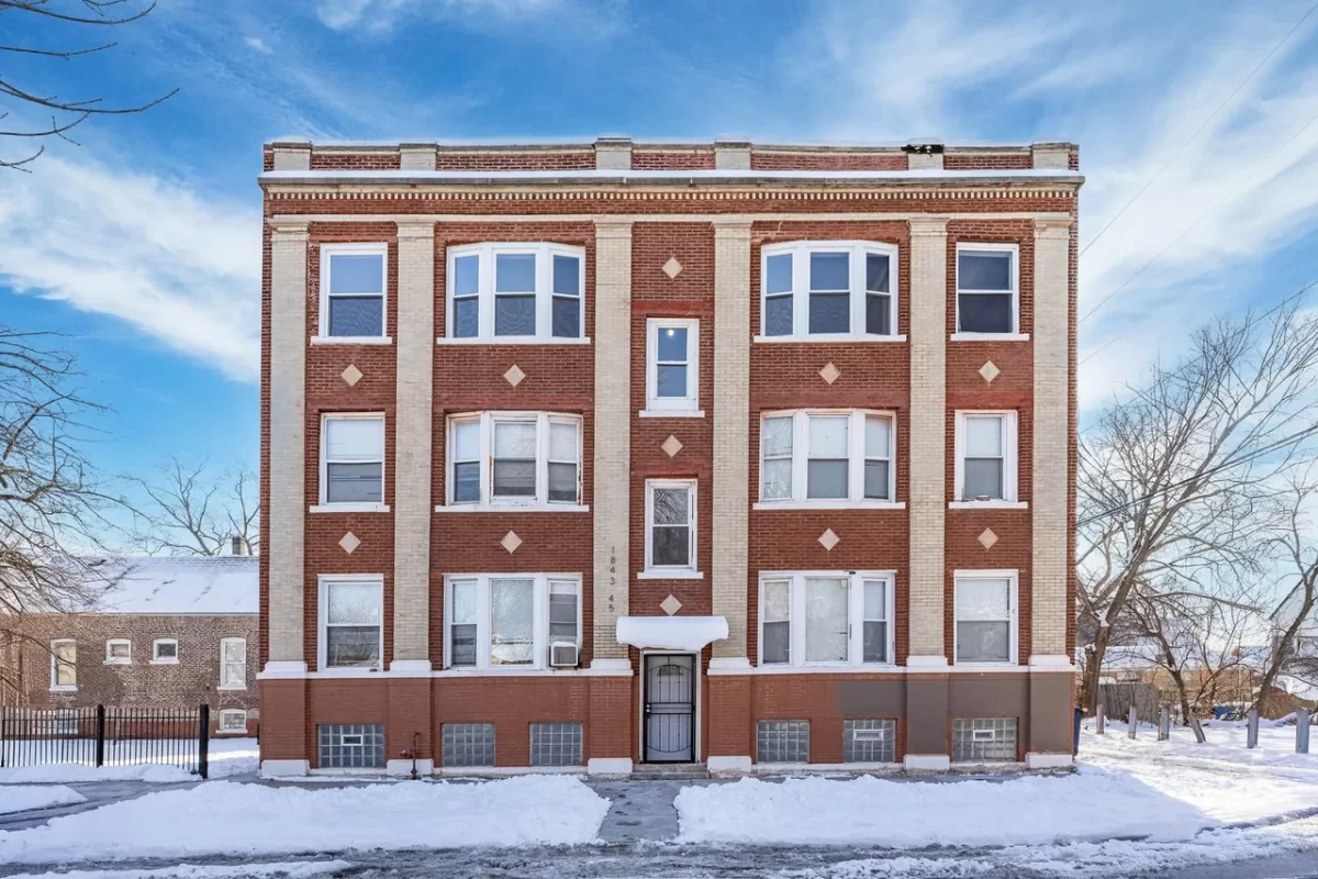 12BR Multi-Family for Sale in Chicago, IL