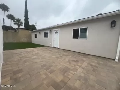 2BR House for Rent in Los Angeles, CA