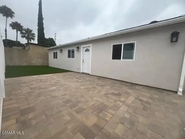 2BR House for Rent in Los Angeles, CA