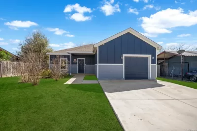 3BR House for Sale in San Antonio, TX