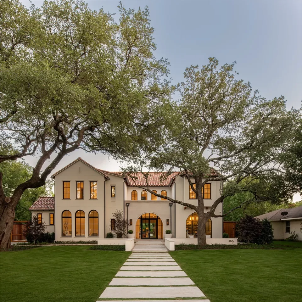 5BR House for Sale in Dallas, TX