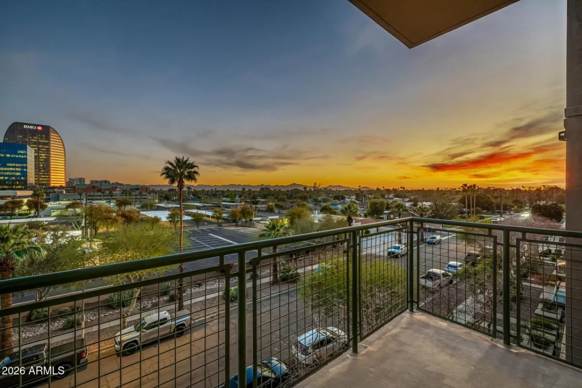 3BR Condo for Sale in Phoenix, AZ