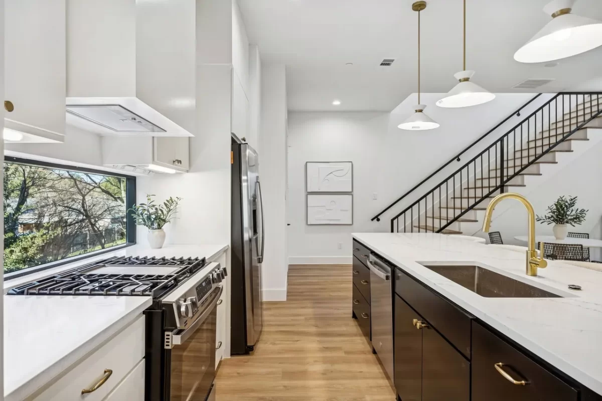 2BR Condo for Sale in Dallas, TX