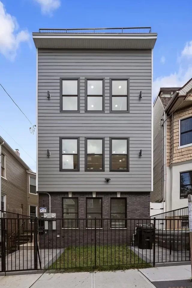 5BR Condo for Sale in Jersey City, NJ