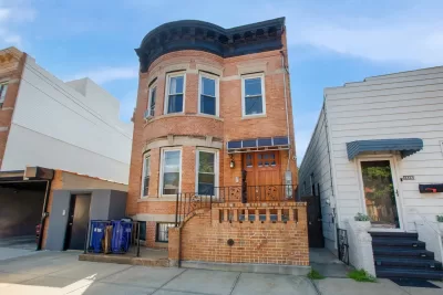 5BR Townhouse for Sale in Queens, NY