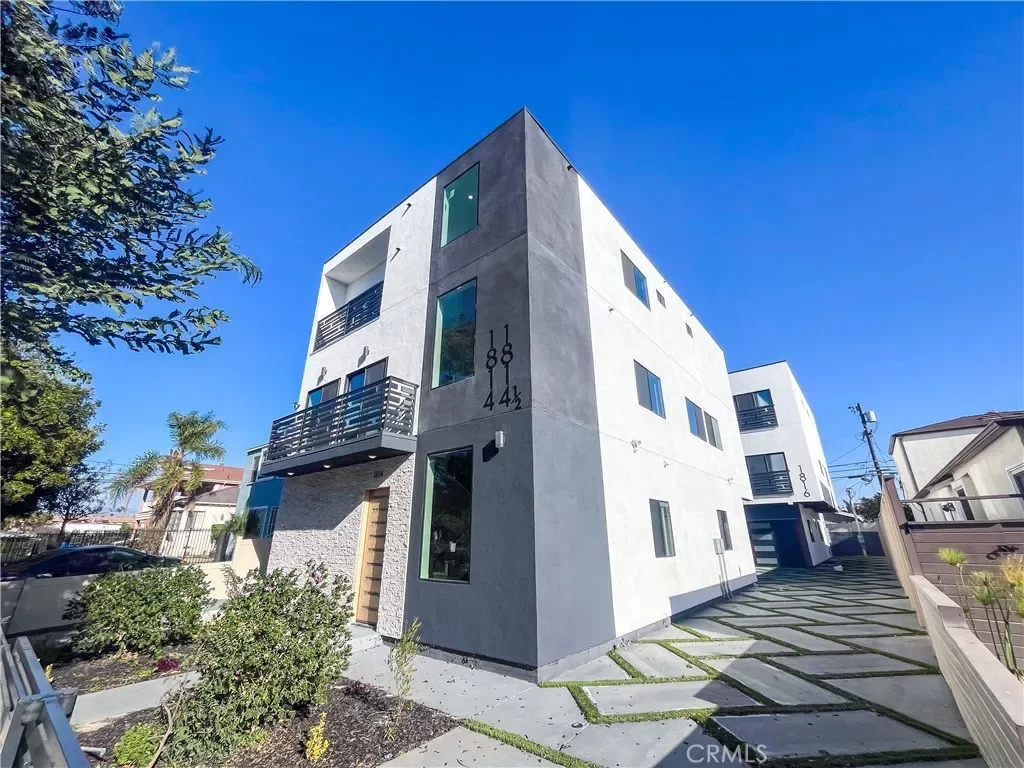 3BR House for Rent in Los Angeles, CA