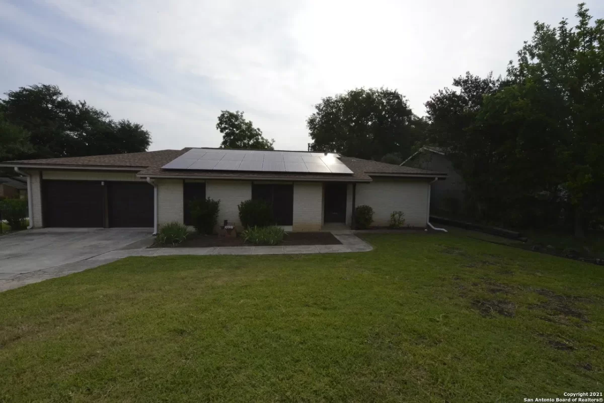 2BR House for Rent in San Antonio, TX