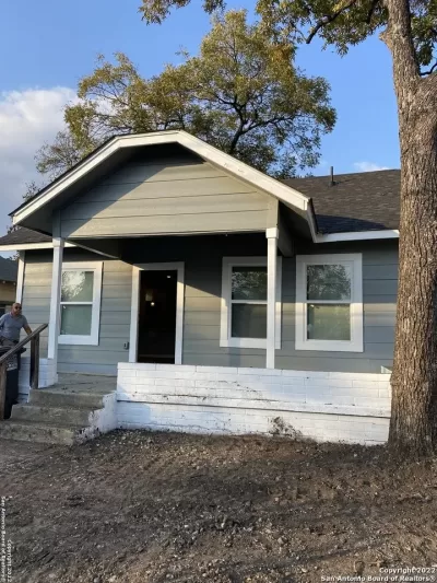 2BR House for Rent in San Antonio, TX