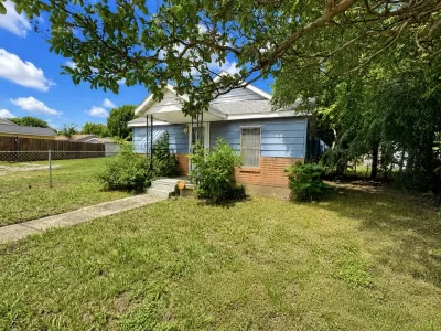 2BR House for Sale in Dallas, TX