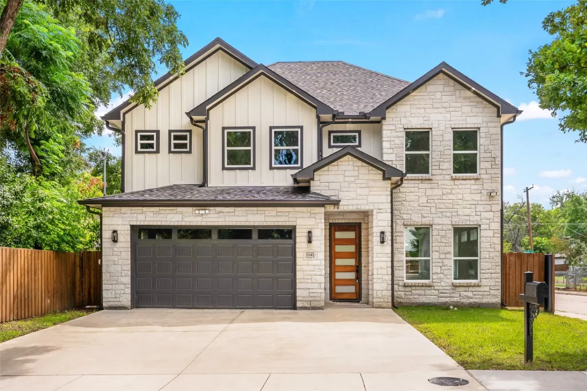 4BR House for Sale in Dallas, TX