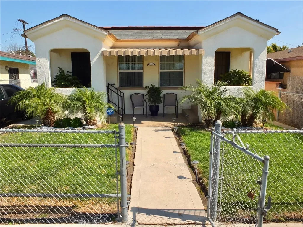 4BR House for Sale in Los Angeles, CA