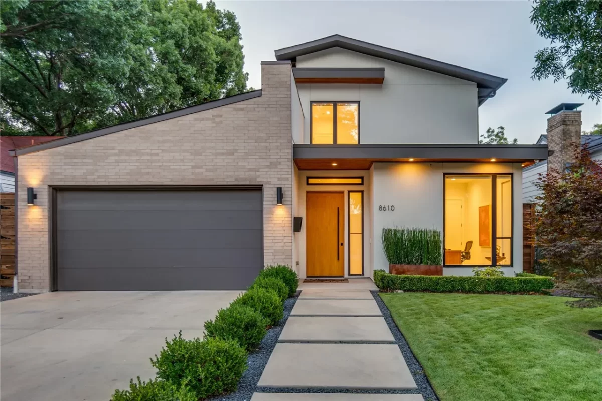 4BR House for Sale in Dallas, TX