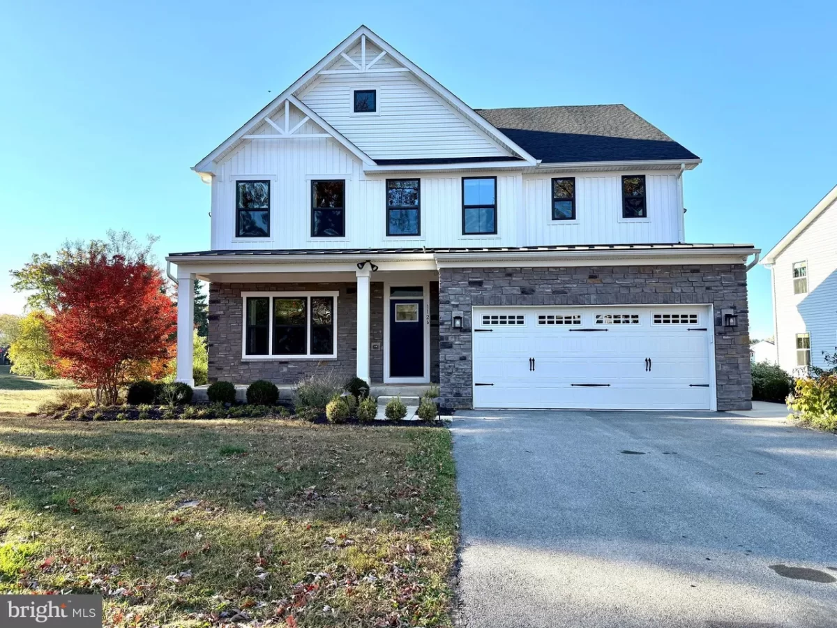 4BR House for Sale in Cheltenham, PA
