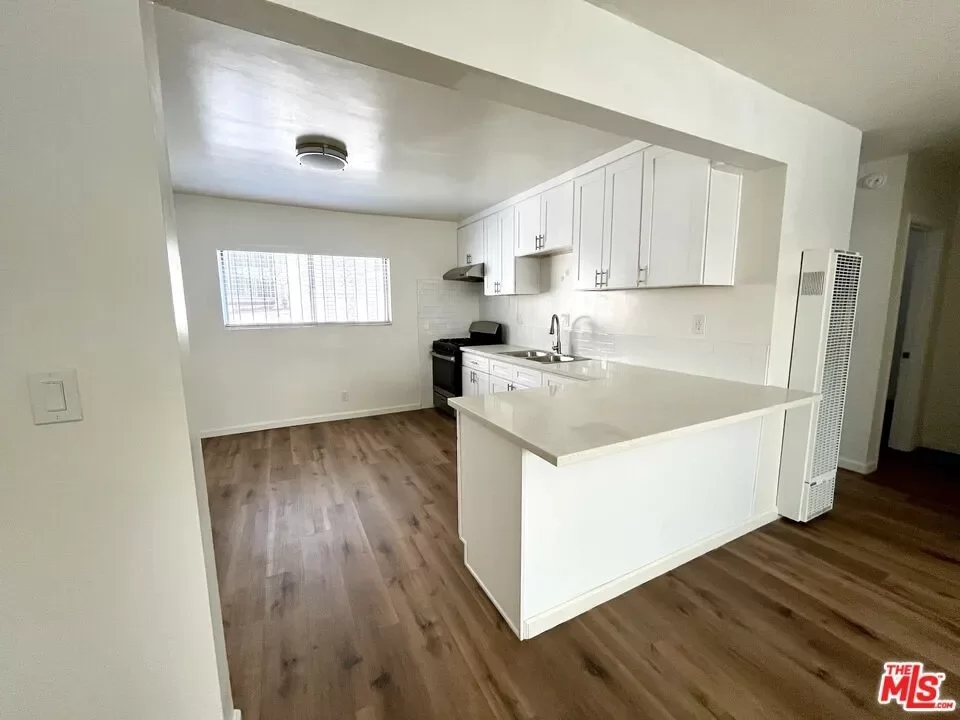 2BR Apartment for Rent in Los Angeles, CA