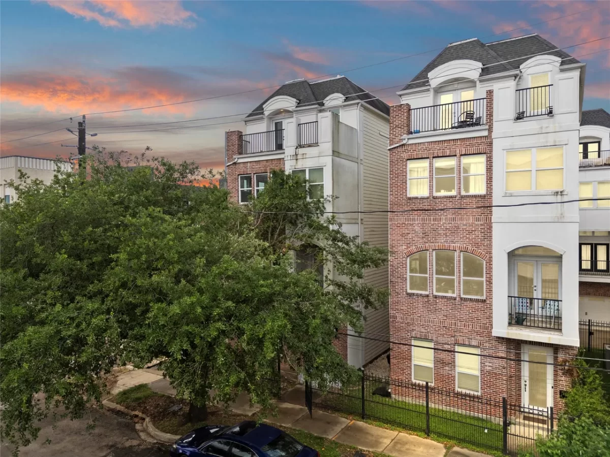 4BR House for Sale in Houston, TX