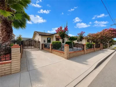 5BR Multi-Family for Sale in East Los Angeles, CA