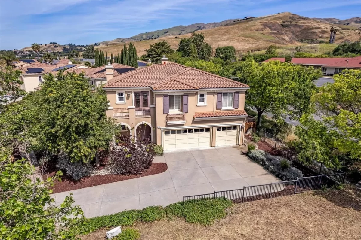 4BR House for Sale in Milpitas, CA