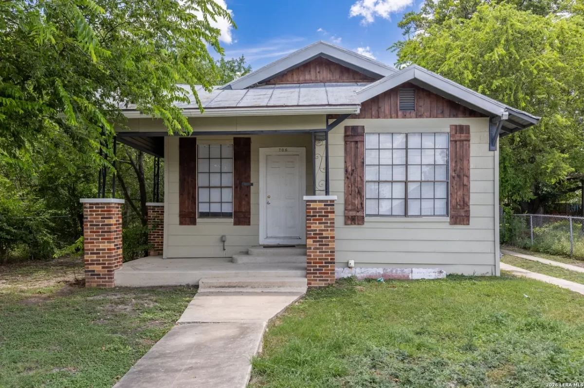 2BR House for Rent in San Antonio, TX