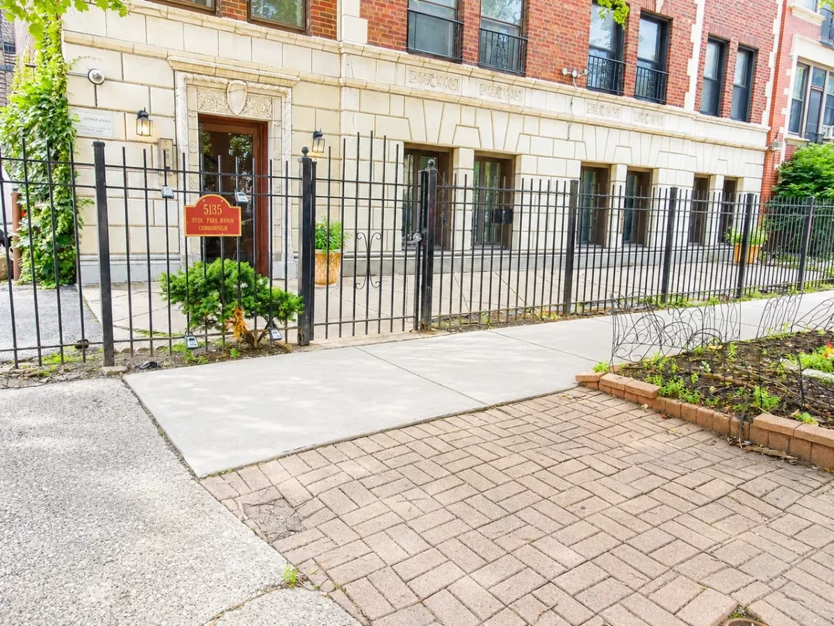 2BR Condo for Rent in Chicago, IL