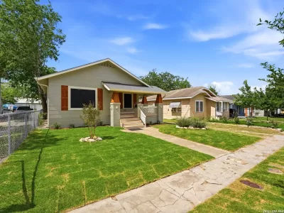 2BR House for Rent in San Antonio, TX