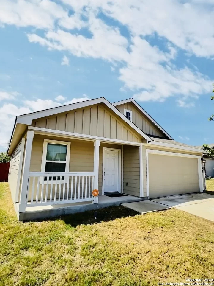 3BR House for Sale in San Antonio, TX