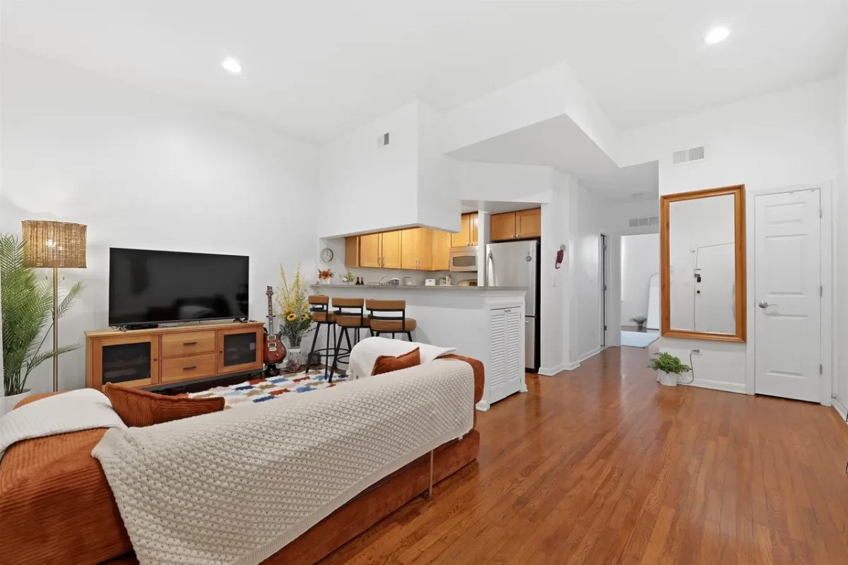 1BR Condo for Sale in Jersey City, NJ