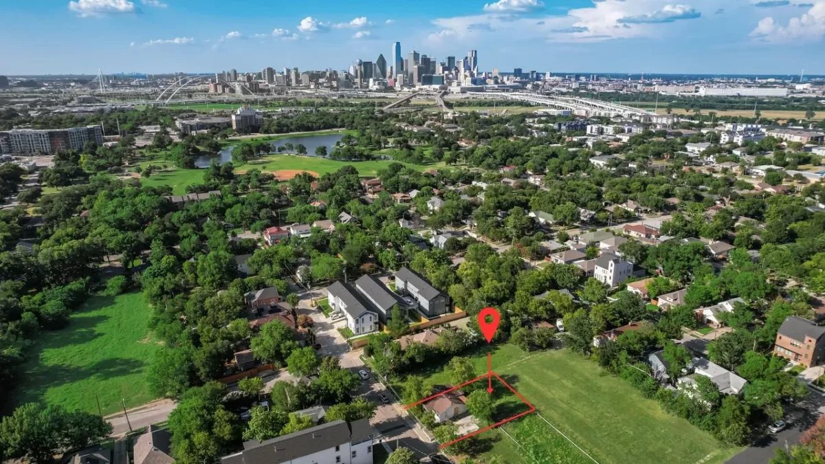 2BR House for Sale in Dallas, TX