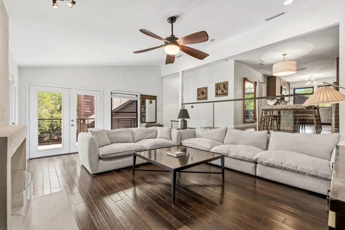 2BR House for Sale in Dallas, TX