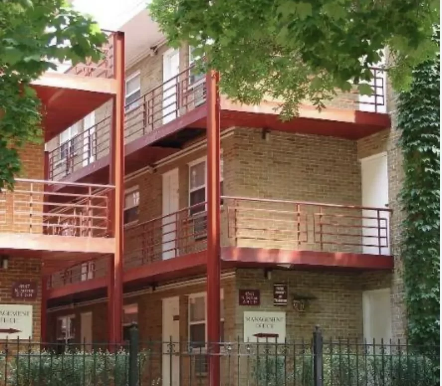 House for Rent in Chicago, IL
