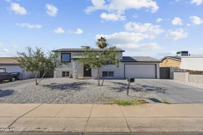 4BR House for Sale in Phoenix, AZ