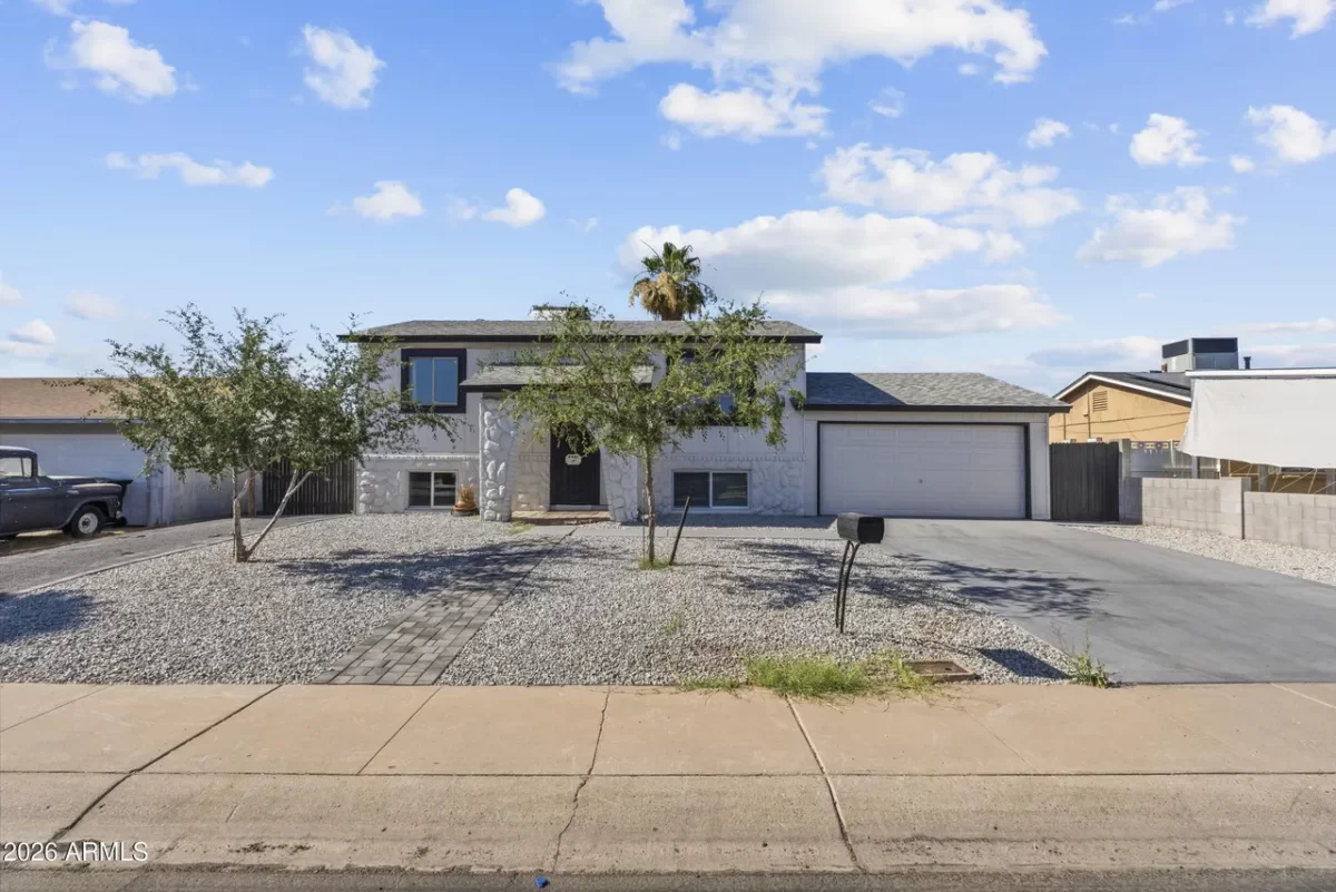 4BR House for Sale in Phoenix, AZ