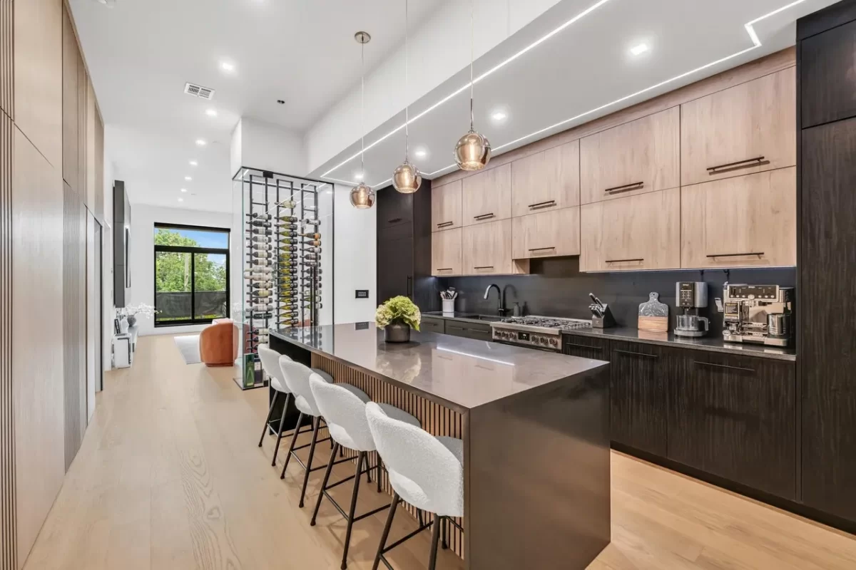 2BR Condo for Sale in Weehawken, NJ