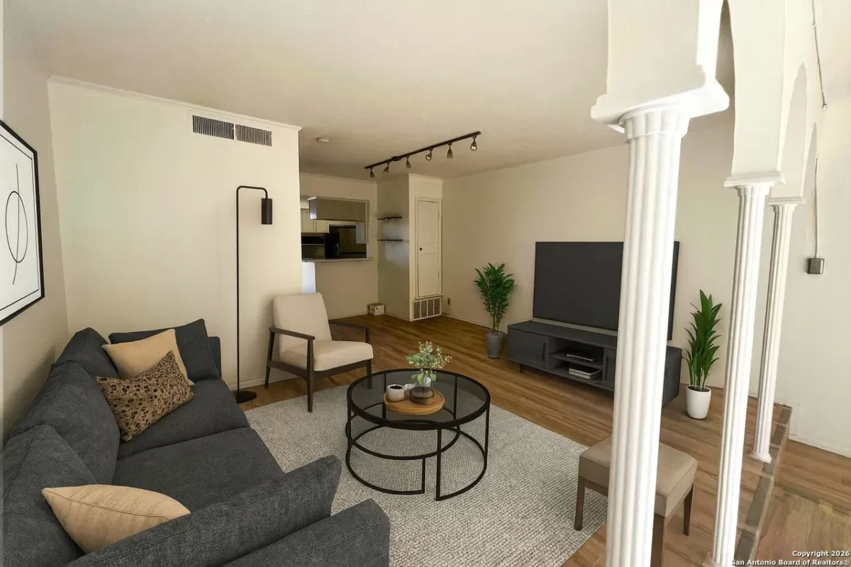 1BR House for Sale in San Antonio, TX