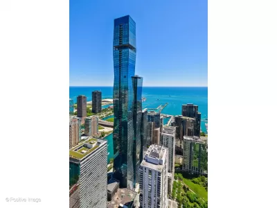 4BR Condo for Sale in Chicago, IL