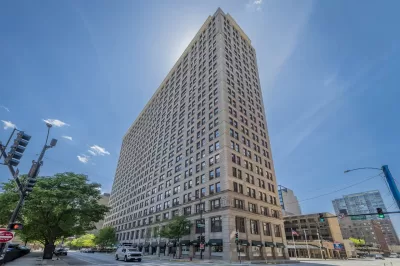4BR Condo for Sale in Chicago, IL