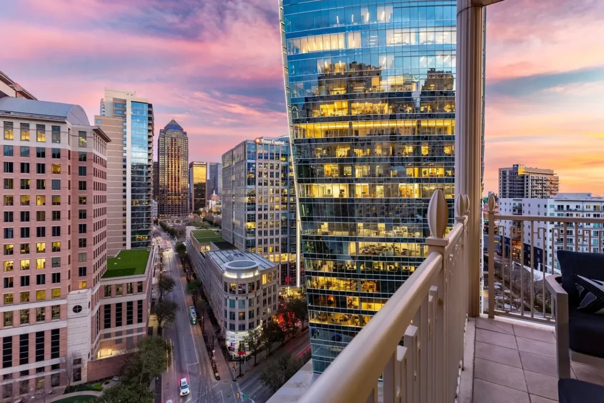 2BR Condo for Sale in Dallas, TX