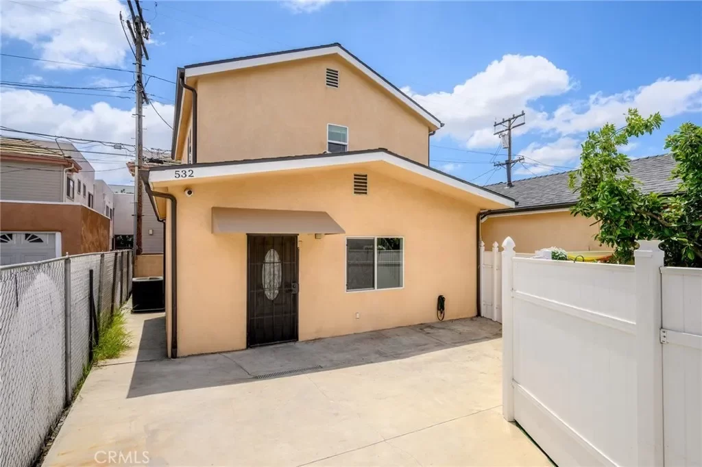 2BR House for Rent in Glendale, CA