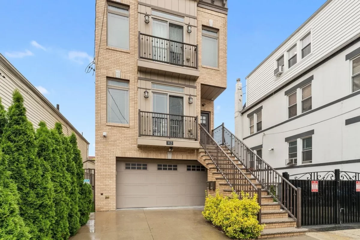 3BR Condo for Sale in Jersey City, NJ