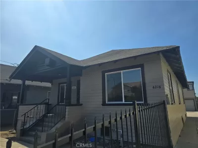 6BR Multi-Family for Sale in Los Angeles, CA